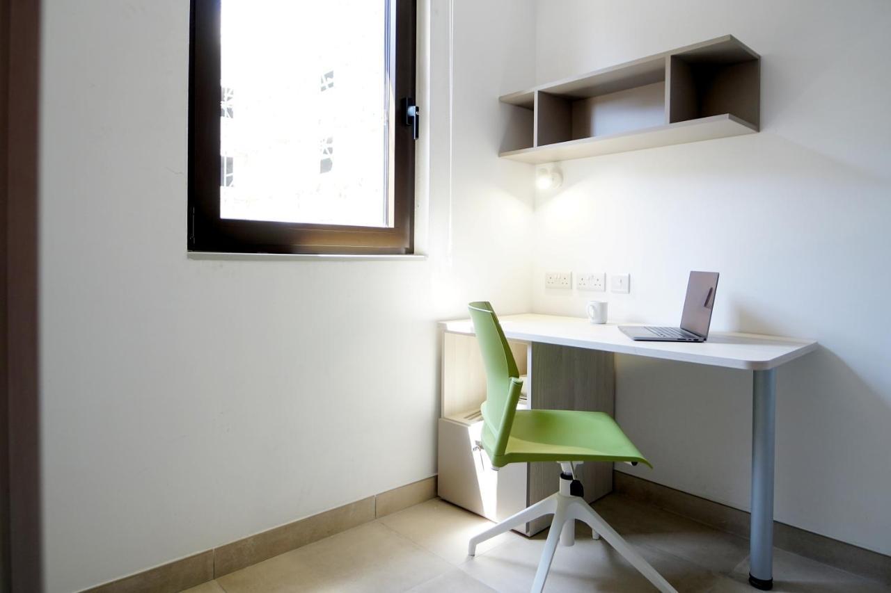 Campus Hub Hostel Msida Exterior photo